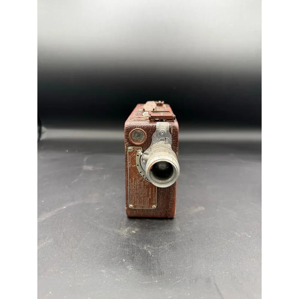 Antique 1929 Cine-Kodak Model B-B 16mm Movie Camera Red Brown in Case